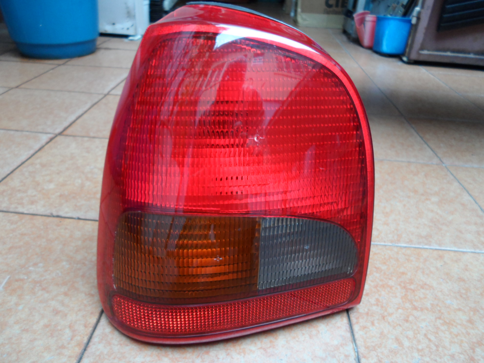 Lanterna Fum Traseira Lado Esquerdo Original Arteb VW Gol 95 em Diante