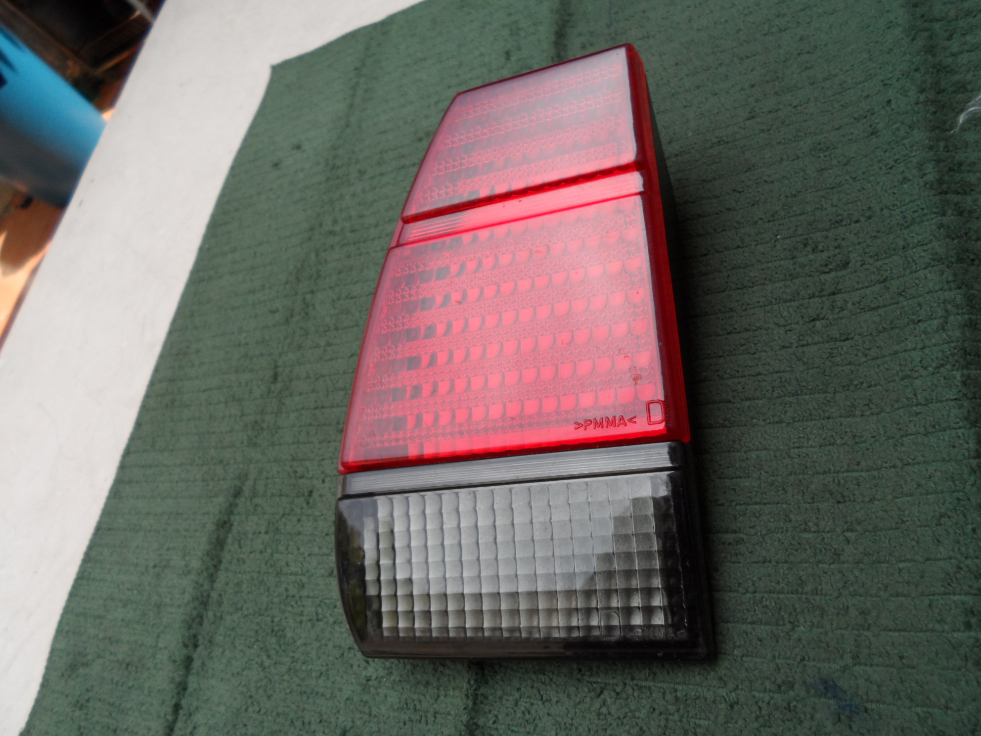Lanterna Traseira Fum Aplique Extenso Original Polimatic Ford Versailles 95/96 Lado Dir